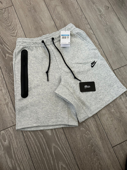 GREY TECH FLEECE SHORTS
