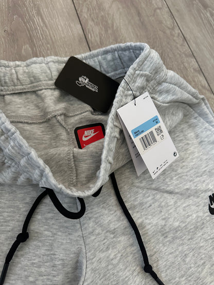 GREY TECH FLEECE SHORTS